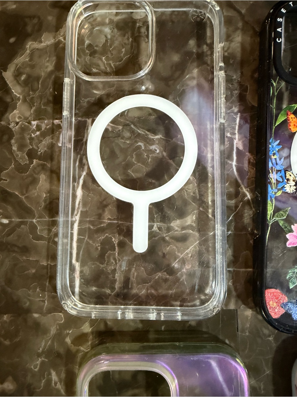 Speck Clear iPhone Case with White MagSafe Alignment Ring